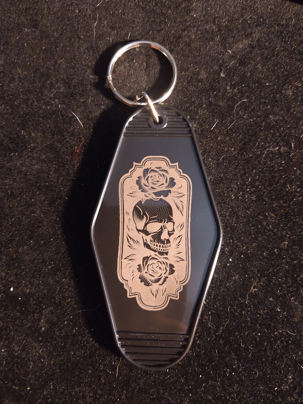 Black Keychain with Skull & Rose Design - Gothic Gargoyle